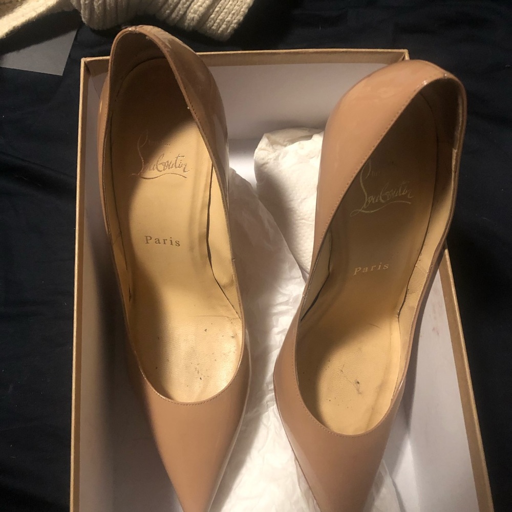 Christian Louboutin Nude Décolleté 100 Size 38